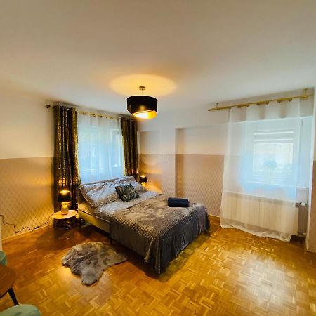 Clicktheflat Solidarnosci City Center Apart Rooms 바르샤바 외부 사진